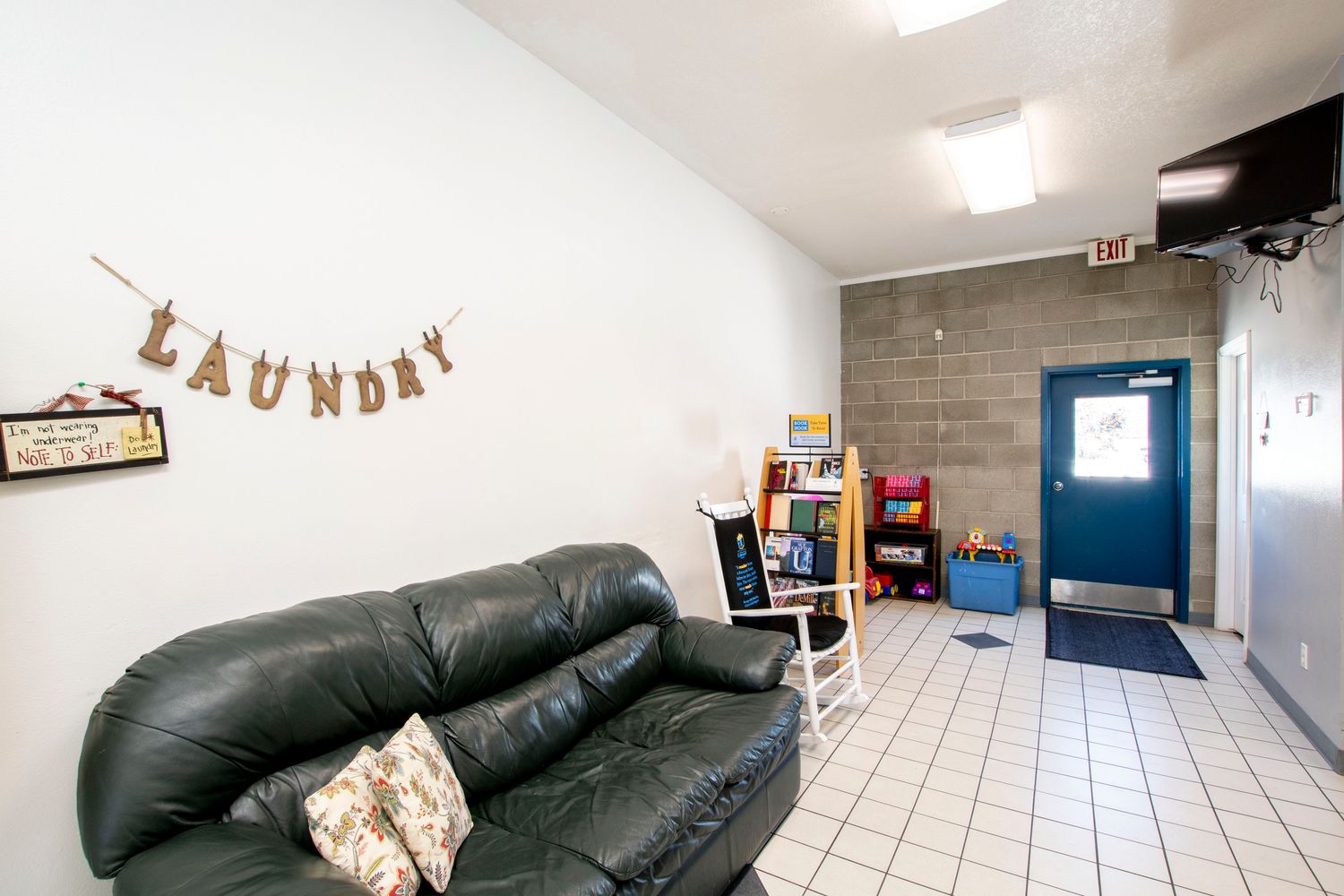 Wash & Go: 103 Rufus Ln, Polson, MT 59860